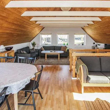 4 Bedroom Lovely In Samso