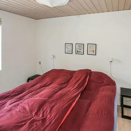 Holiday home 4 Bedroom Lovely In Samso